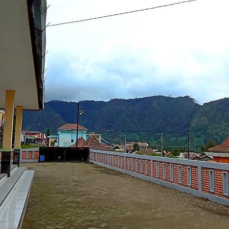 Bromo Holiday Guest House Ngadisari Kültér fotó