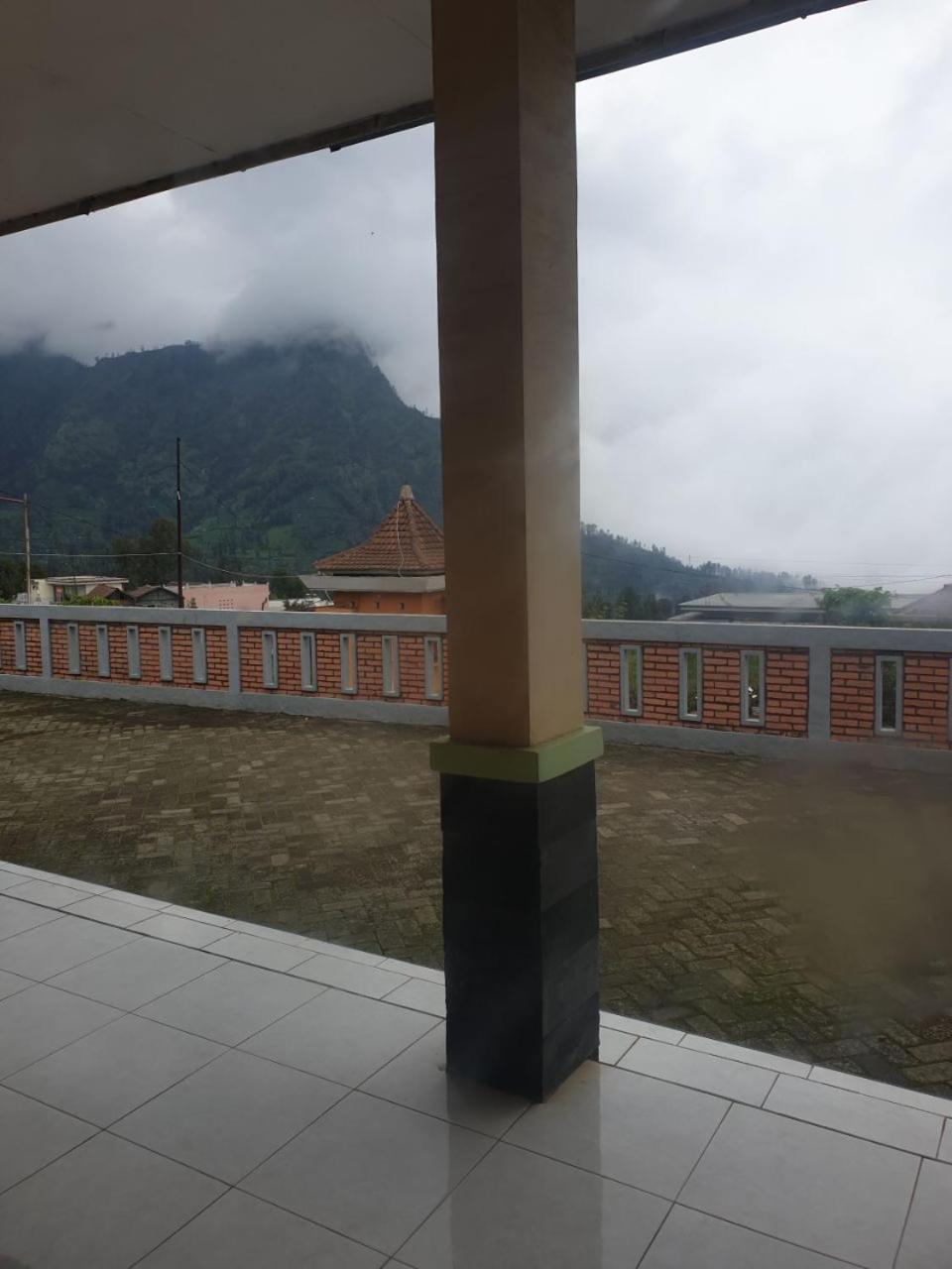 Bromo Holiday Guest House Ngadisari Kültér fotó