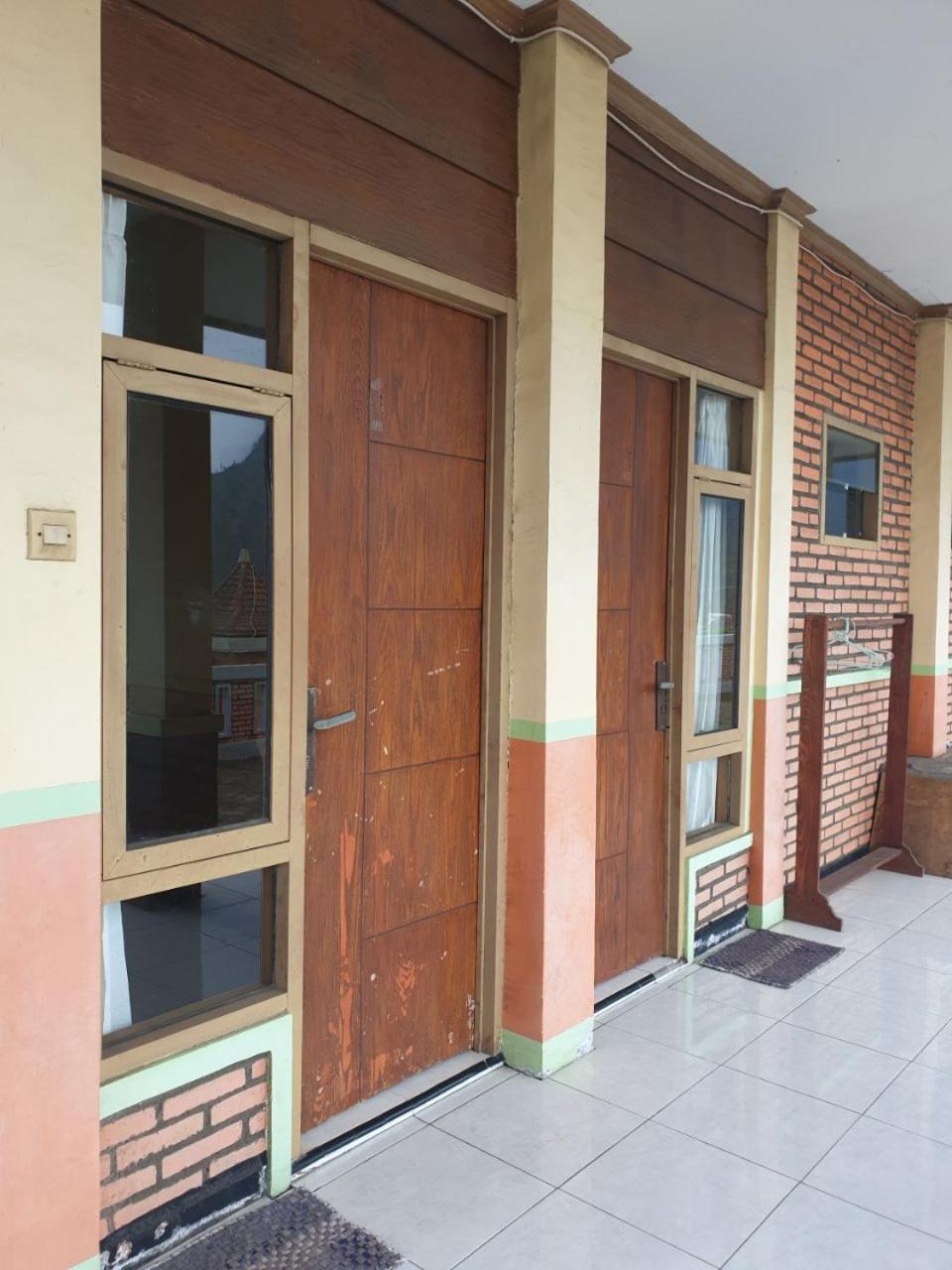 Bromo Holiday Guest House Ngadisari Kültér fotó